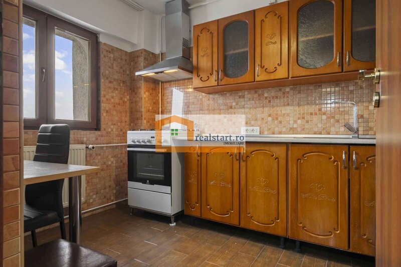 Stirbei Voda, prima inchiriere, 800m distanta metrou Eroilor, langa judecatorie